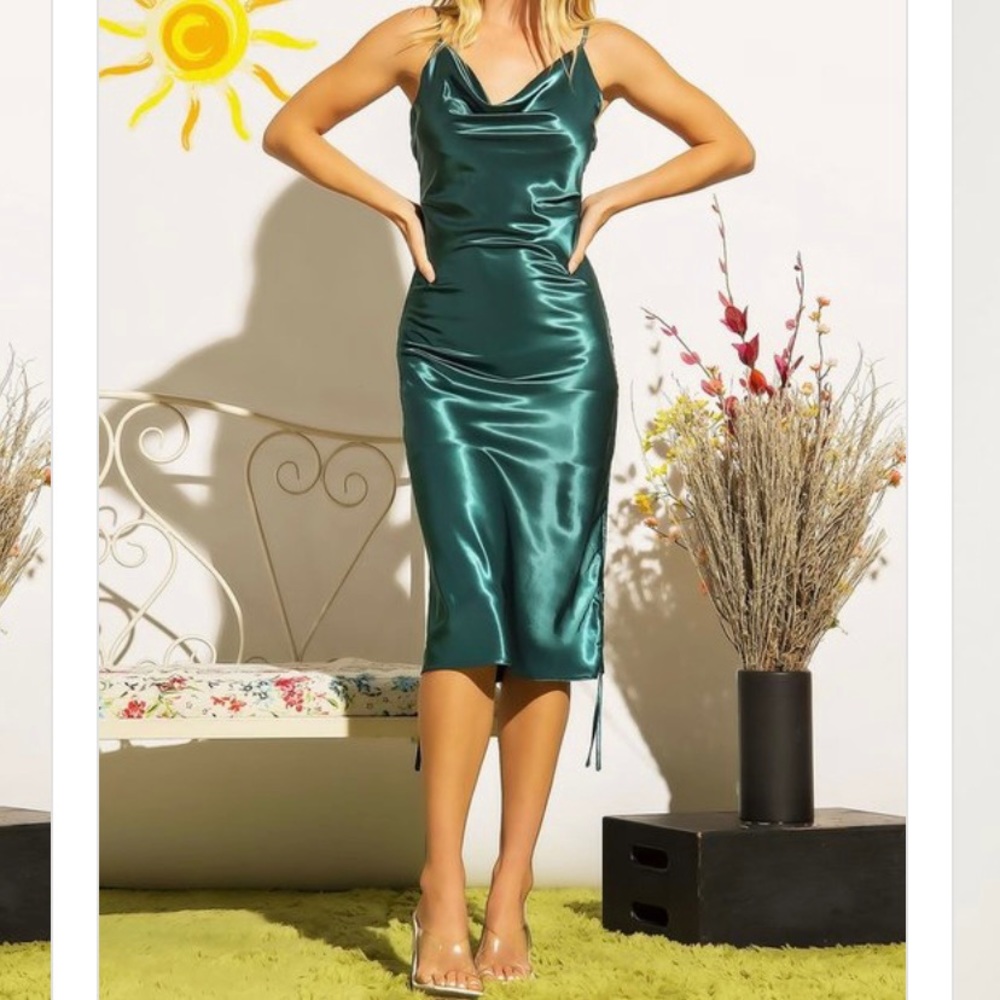 Open shoulder draped convertible midi dress